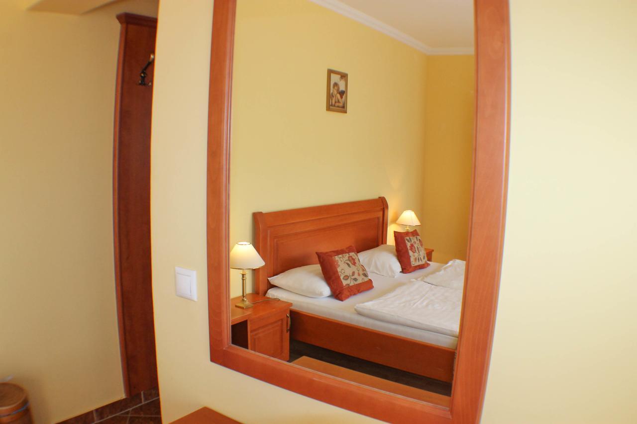 Hotel Jarja Hajdúszoboszló Εξωτερικό φωτογραφία