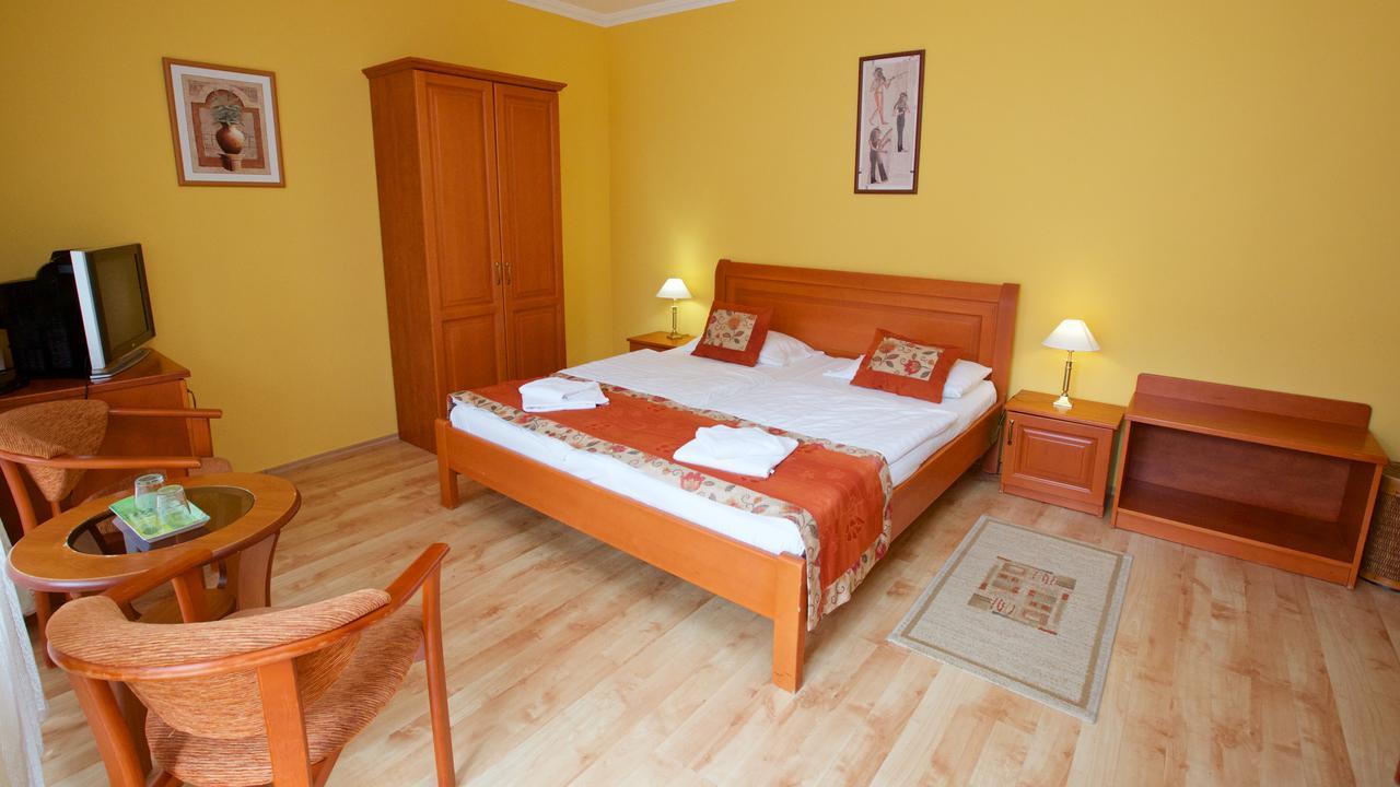 Hotel Jarja Hajdúszoboszló Εξωτερικό φωτογραφία